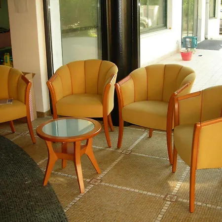 Otel La Perla Roseto Degli Abruzzi