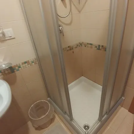 Otel La Perla Roseto Degli Abruzzi