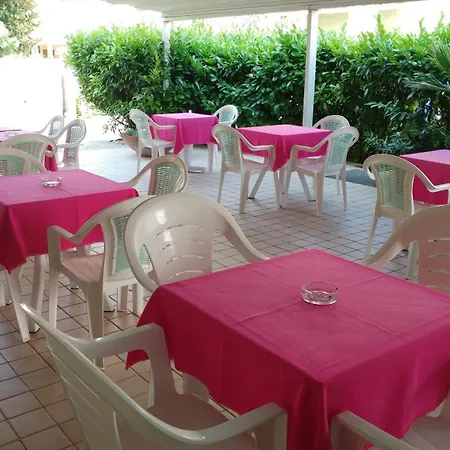 La Perla 3* Roseto Degli Abruzzi